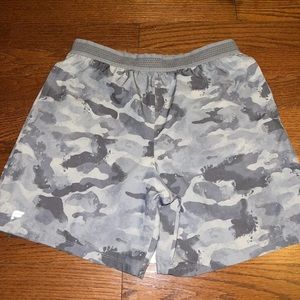 Fabletics Shorts Men Large 7" Inseam Fundamental Lined 2 in 1 Active Performance